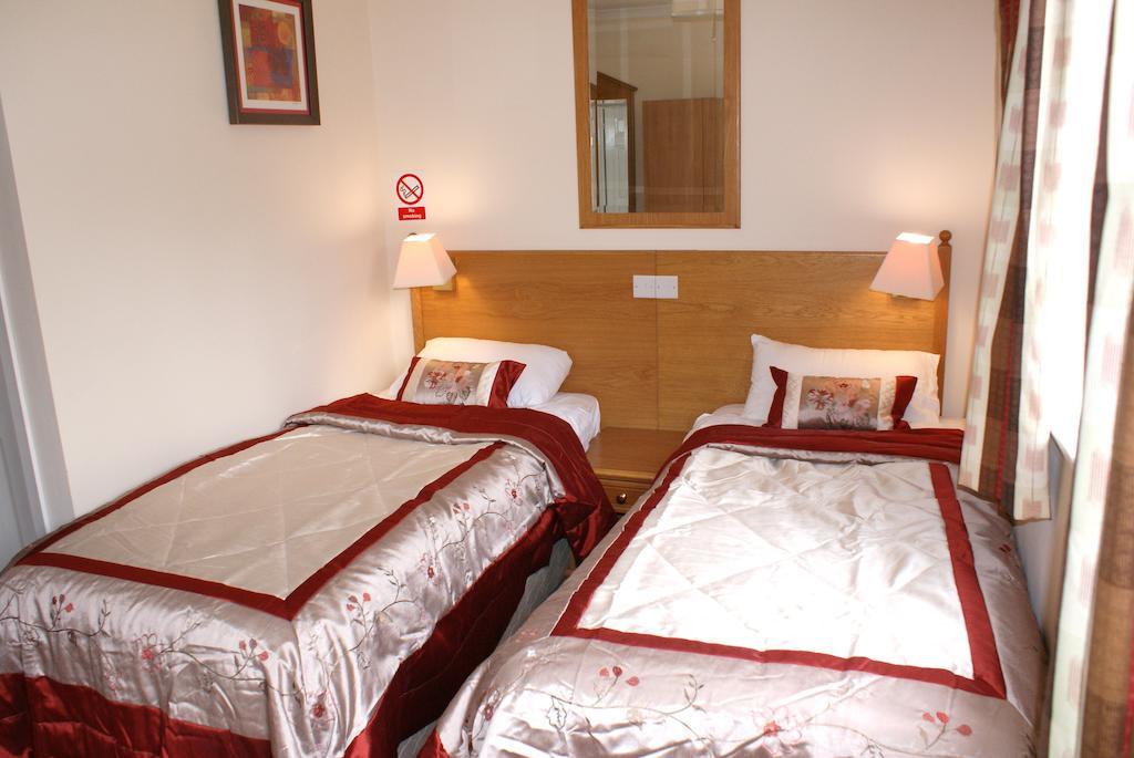 Bed and Breakfast The Hawkenbury Staplehurst Номер фото